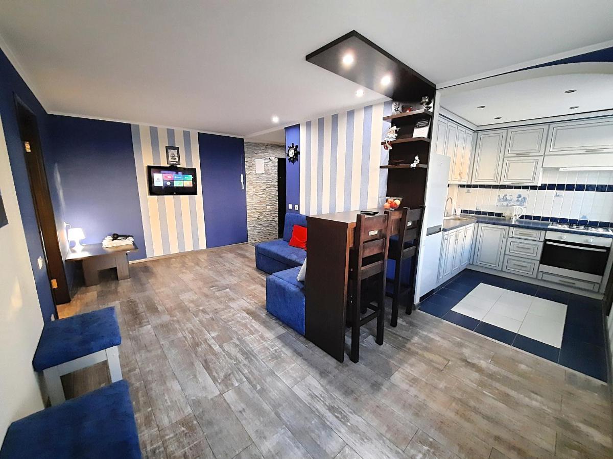 Sea Style - Сеть Апартаментов Alex Apartments Бесконтактное Заселение 24-7 Poltava Exteriör bild