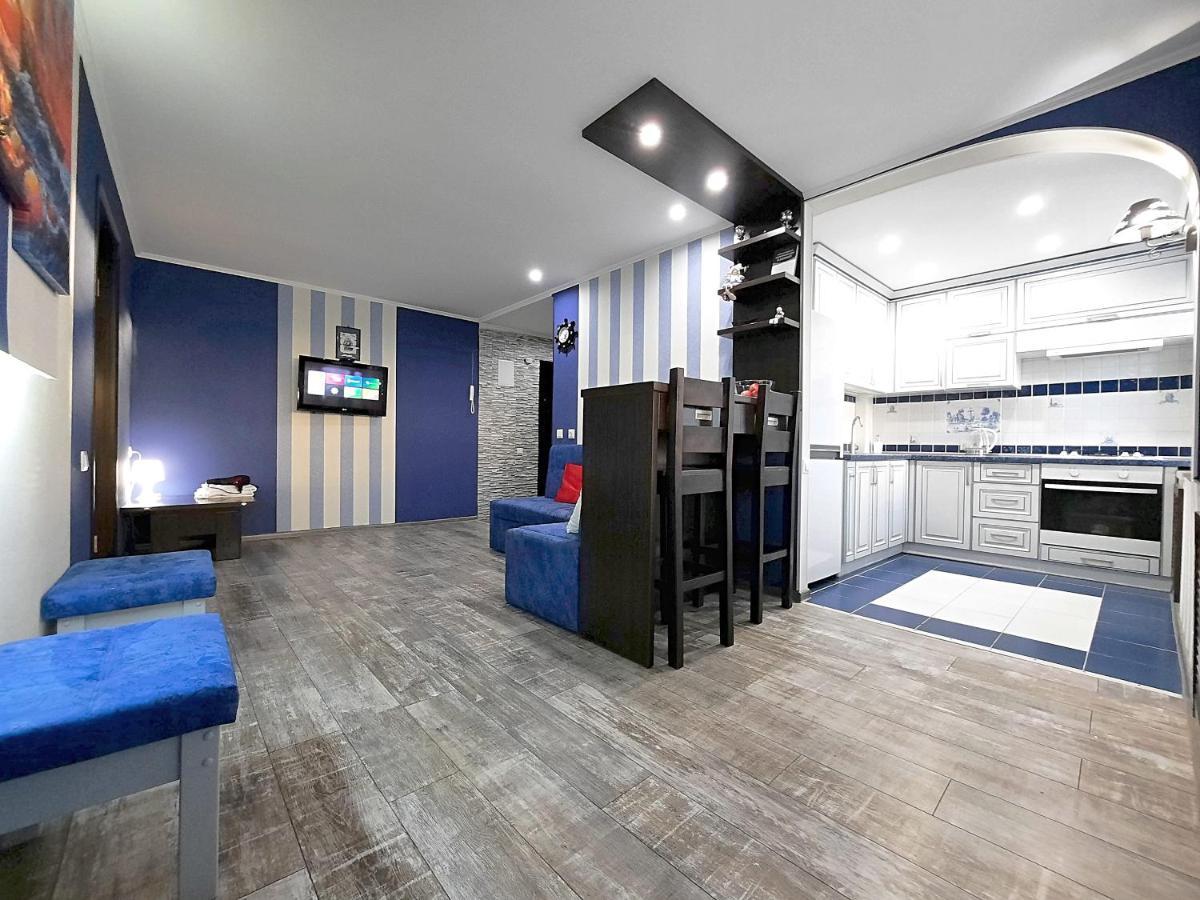 Sea Style - Сеть Апартаментов Alex Apartments Бесконтактное Заселение 24-7 Poltava Rum bild